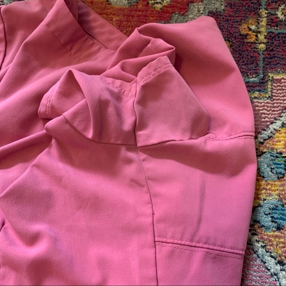 SOLD Grey’s Anatomy Scrub Set - Picture 4 of 7